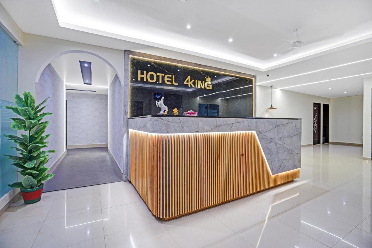 Collection O 83775 Hotel 4King Surat Bagian luar foto