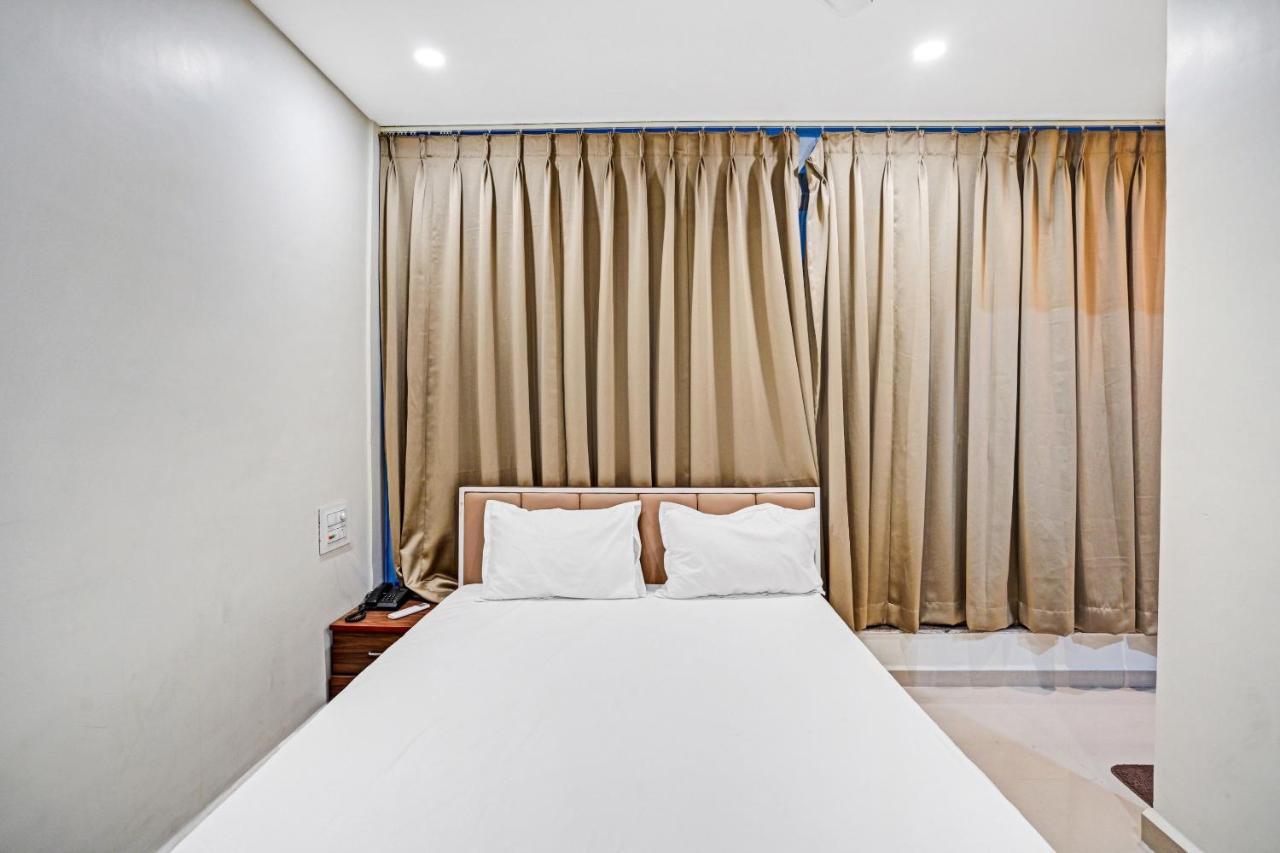 Collection O 83775 Hotel 4King Surat Bagian luar foto
