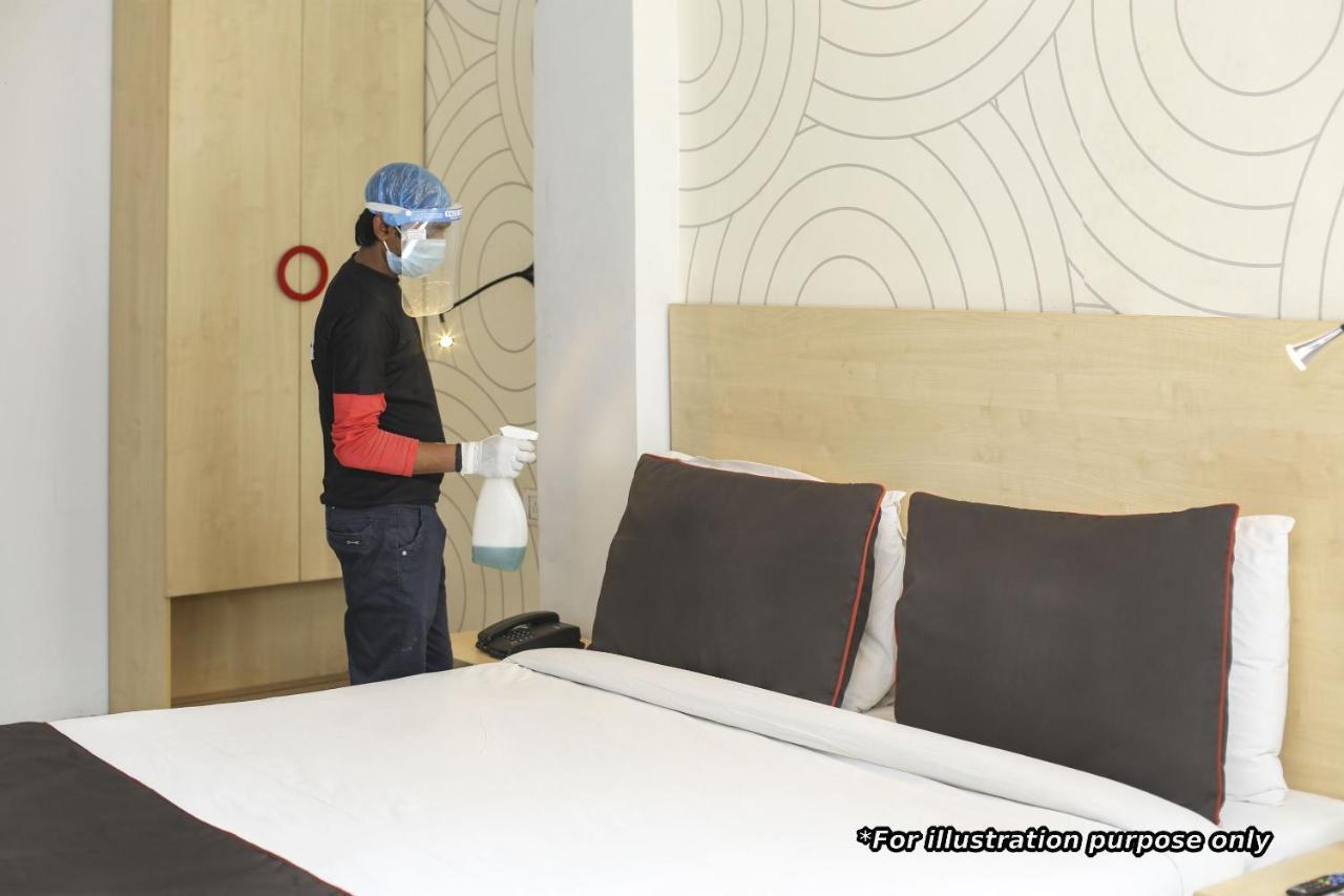 Collection O 83775 Hotel 4King Surat Bagian luar foto